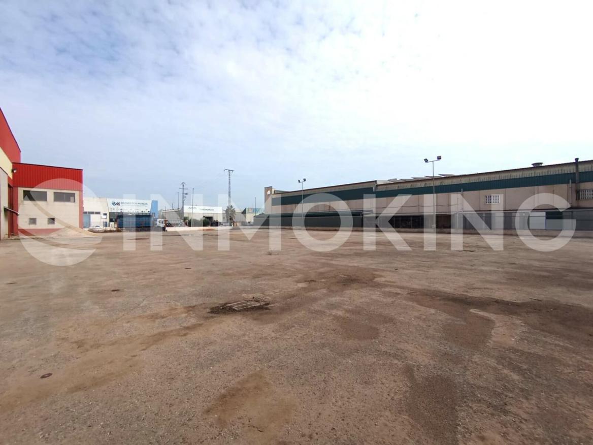 Foto de la propiedad Nave  Alquiler Pol. Ind. San Gínes. 